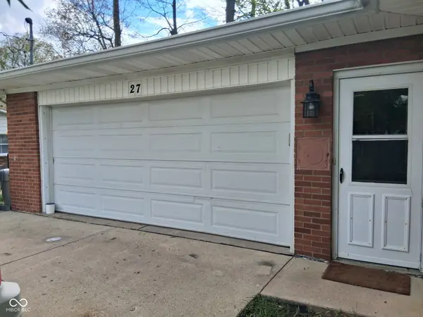 27 N Scatterfield RD, Anderson, IN 46012