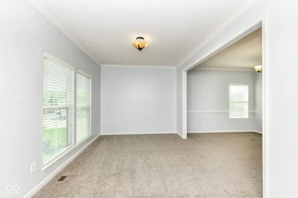 11946 Eaglerun WAY, Zionsville, IN 46077