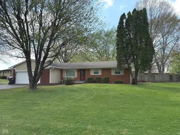 480 McCarty DR, Greenwood, IN 46142