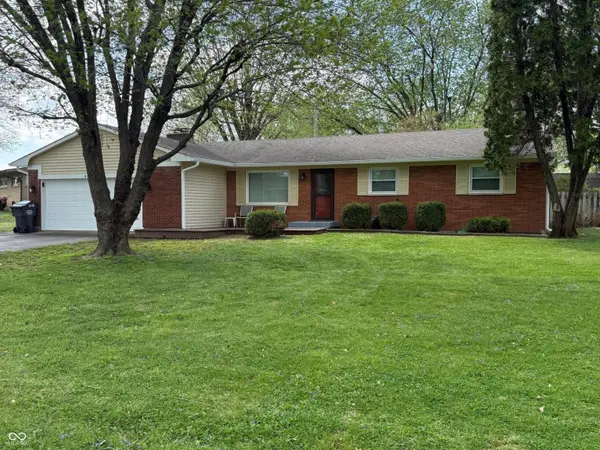 480 McCarty DR, Greenwood, IN 46142