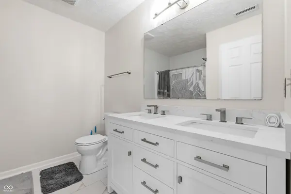 7022 Forrester LN, Indianapolis, IN 46217