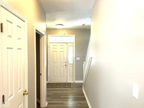 10058 Three Star CT, Avon, IN 46123