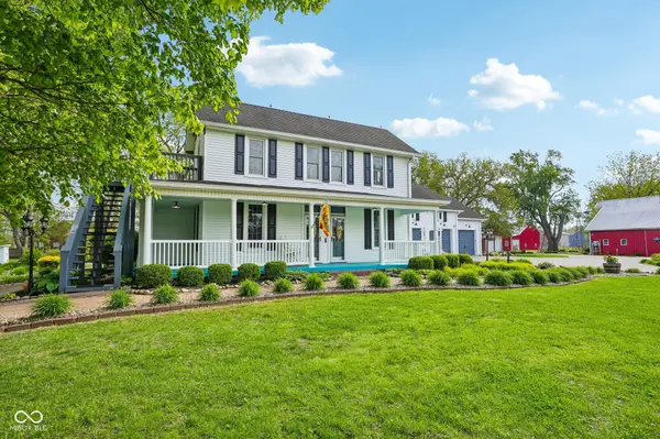 211 Whiteland RD, Whiteland, IN 46184