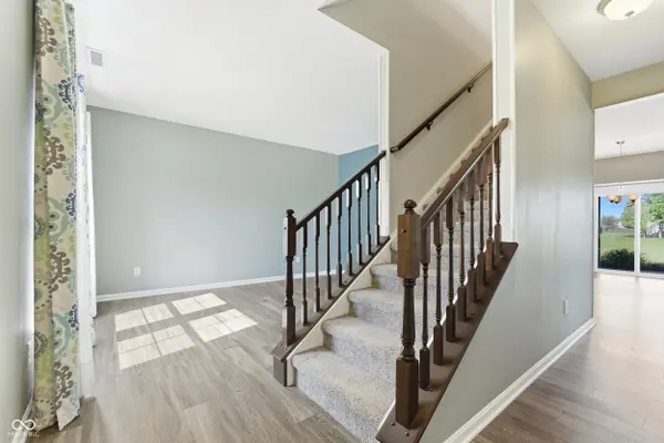 8701 N Dresden DR, Mccordsville, IN 46055