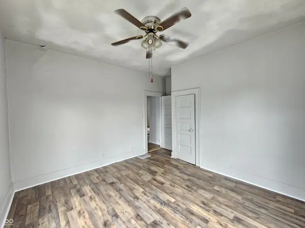 1324 J AVE, New Castle, IN 47362