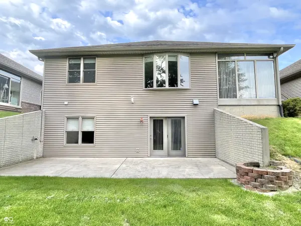 464 Glenview DR, Greencastle, IN 46135