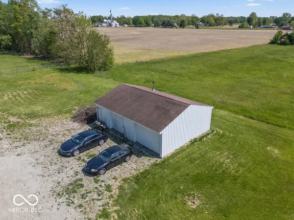 10557 N Us Highway 31, Seymour, IN 47274