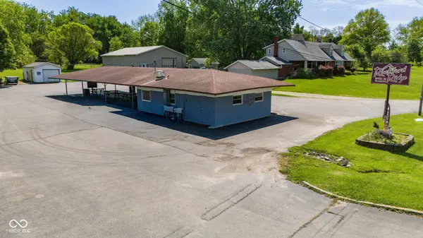 2200 N Ewing ST, Seymour, IN 47274