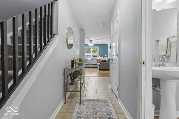 524 Carroll DR #1704, Westfield, IN 46074