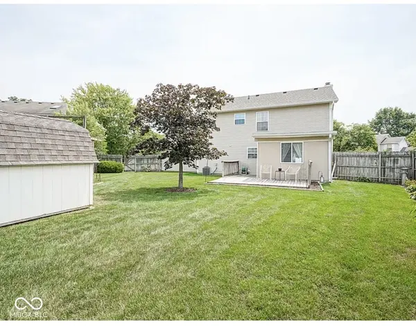 11052 Oakspring DR, Indianapolis, IN 46239