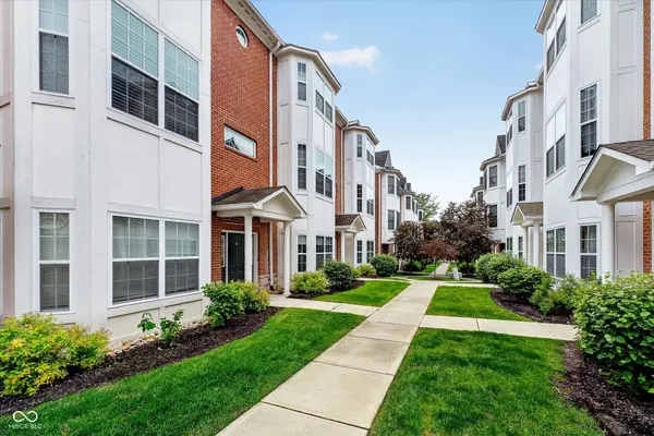 856 S Park Trail DR, Carmel, IN 46032