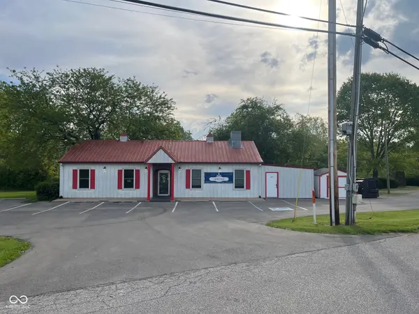 382 E Lakeview DR, Nineveh, IN 46164