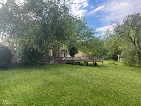 382 E Lakeview DR, Nineveh, IN 46164