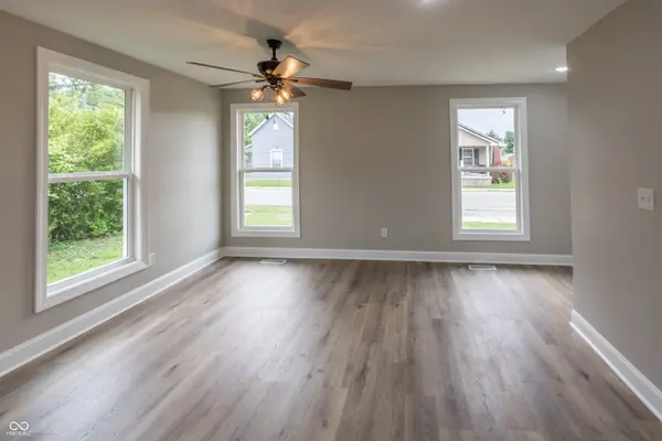 955 Graham ST, Franklin, IN 46131