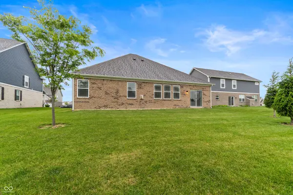 1697 Pelham DR, Greenwood, IN 46143
