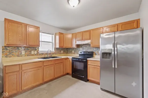 1848 N Livingston AVE, Indianapolis, IN 46222