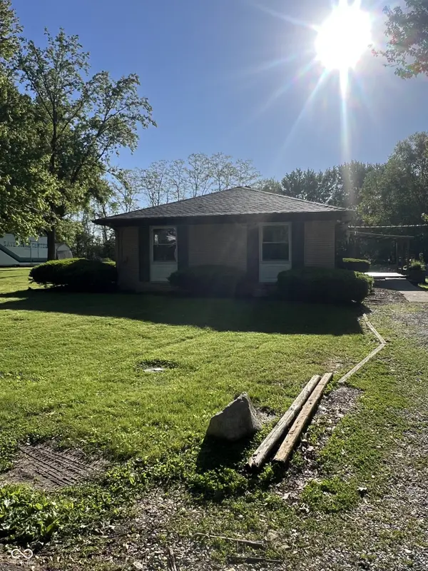 651 S Coal Creek DR, Hillsboro, IN 47949