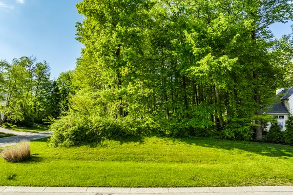 0 Chase Oak CT, Zionsville, IN 46077