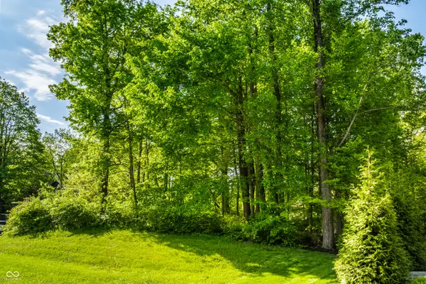 0 Chase Oak CT, Zionsville, IN 46077