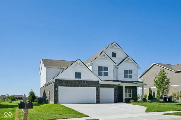 831 Pearl ST, Whiteland, IN 46184