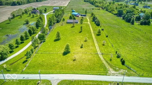 813 S 400 W, Bargersville, IN 46106
