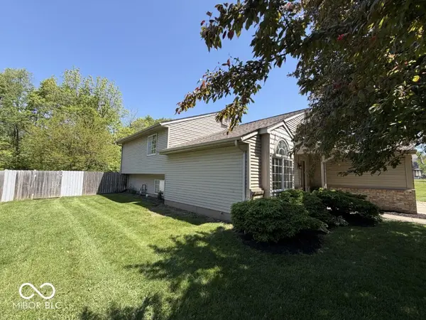 1006 E Walnut ST, Frankton, IN 46044