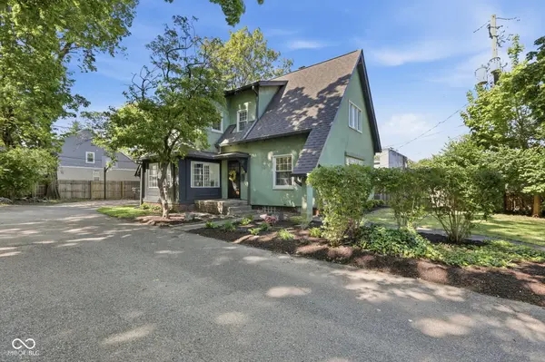 715 Kessler Blvd E DR, Indianapolis, IN 46220