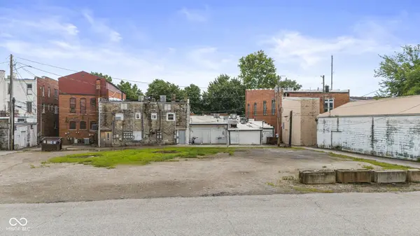 43 S Railroad ST, Scottsburg, IN 47170