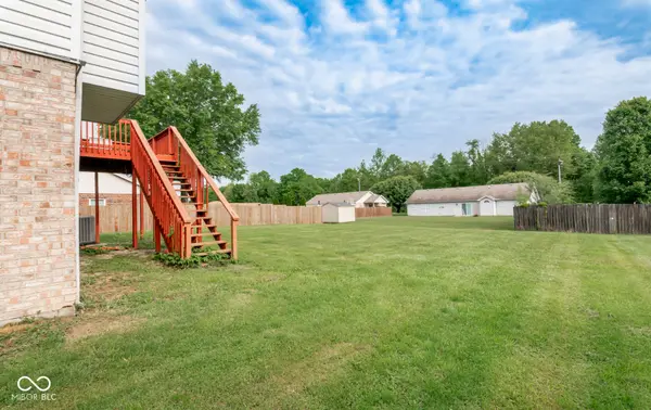 1365 Kristina CT, Scottsburg, IN 47170
