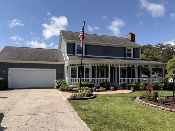 809 W Pearl ST, Trafalgar, IN 46181