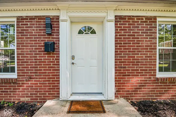 1230 Kessler Boulevard East DR, Indianapolis, IN 46220