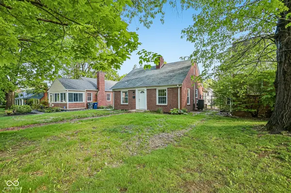 1230 Kessler Boulevard East DR, Indianapolis, IN 46220
