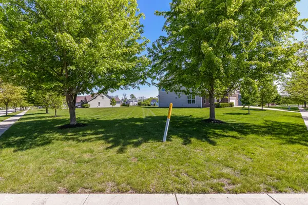 11888 Logan Hunter TRL, Noblesville, IN 46060