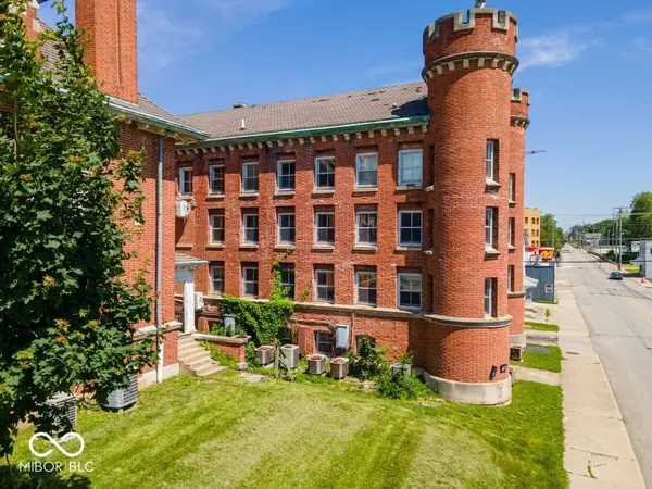 215 E 3rd ST, Marion, IN 46952
