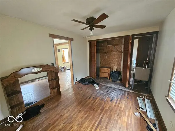 1621 R AVE, New Castle, IN 47362