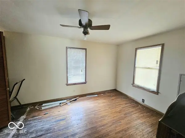 1621 R AVE, New Castle, IN 47362