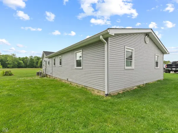 8000 N County Road 380 W, Scipio, IN 47273