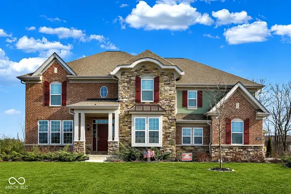 5683 Oakmont BLVD, Bargersville, IN 46106