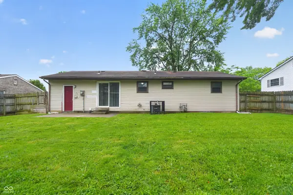 5434 Norcroft DR, Indianapolis, IN 46221