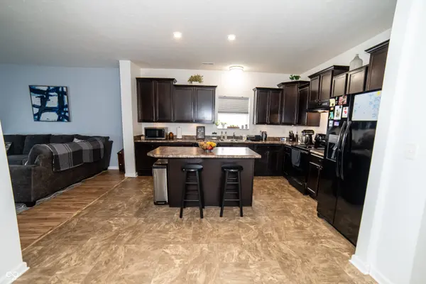 7614 Bolero DR, Camby, IN 46113