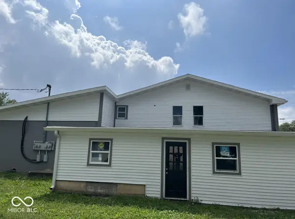 2702 Broad ST, New Castle, IN 47362