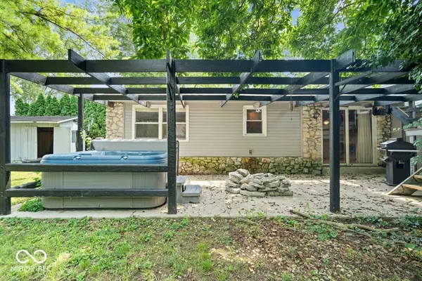 1010 Porto Bello ST, Pendleton, IN 46064