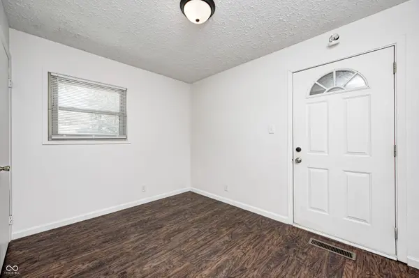 423 W Janet DR, Brownsburg, IN 46112