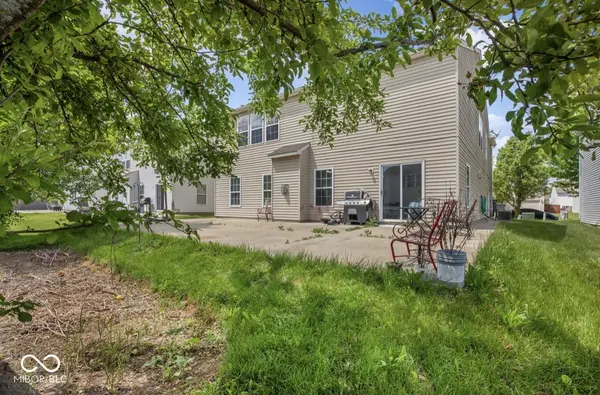 2951 Hearthside DR, Greenwood, IN 46143