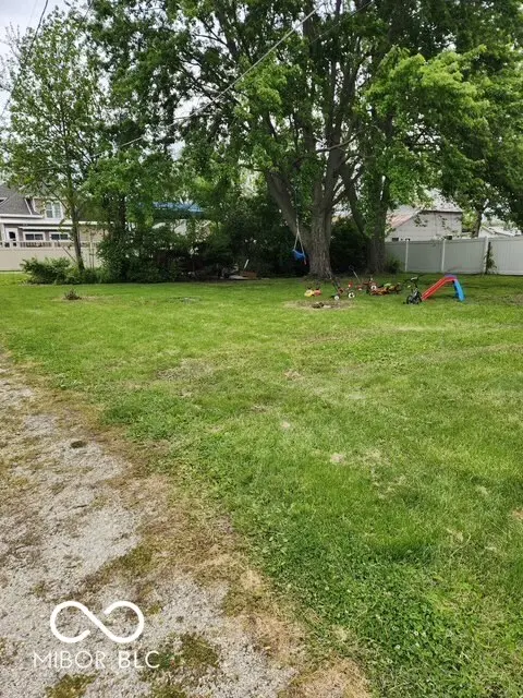 306 N Fulton ST, Parker City, IN 47368