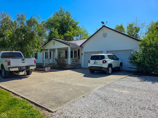 14534 W 900 N, Jasonville, IN 47438