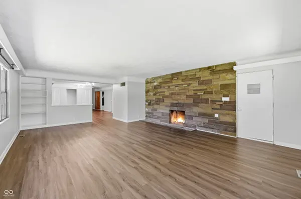 4701 Kessler Boulevard East DR, Indianapolis, IN 46220