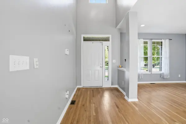 4499 Diamond Ridge, Greenwood, IN 46143