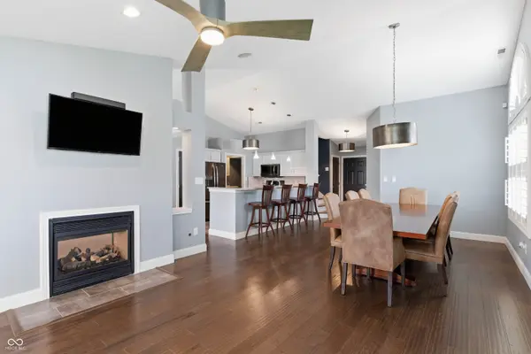 1172 Spencer DR, Greenwood, IN 46143