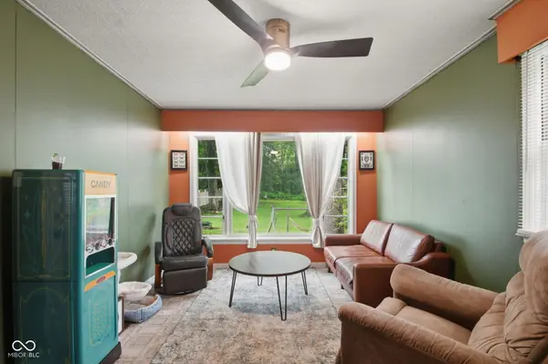 1121 Woodlawn DR, New Castle, IN 47362